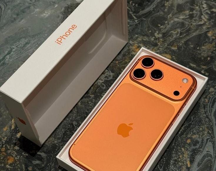 Unboxing iPhone 17 Bikin Heboh, Pajaknya Hampir Rp9 Juta dan Layar 120Hz Akhirnya Hadir di Model Base