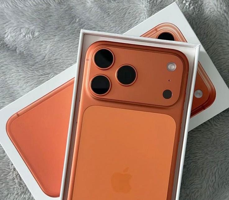 Review iPhone 17 Pro Max Setelah Sebulan Dipakai: Kamera Zoom Makin Gila, tapi Baterai Jadi Polemik Besar!