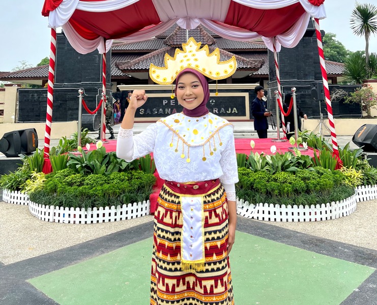 LAWAN KORUPSI: Octa Nurlaela Zulfa kini memiliki tugas baru mengkampanyekan budaya antikorupsi kepada generasi muda di Blitar.