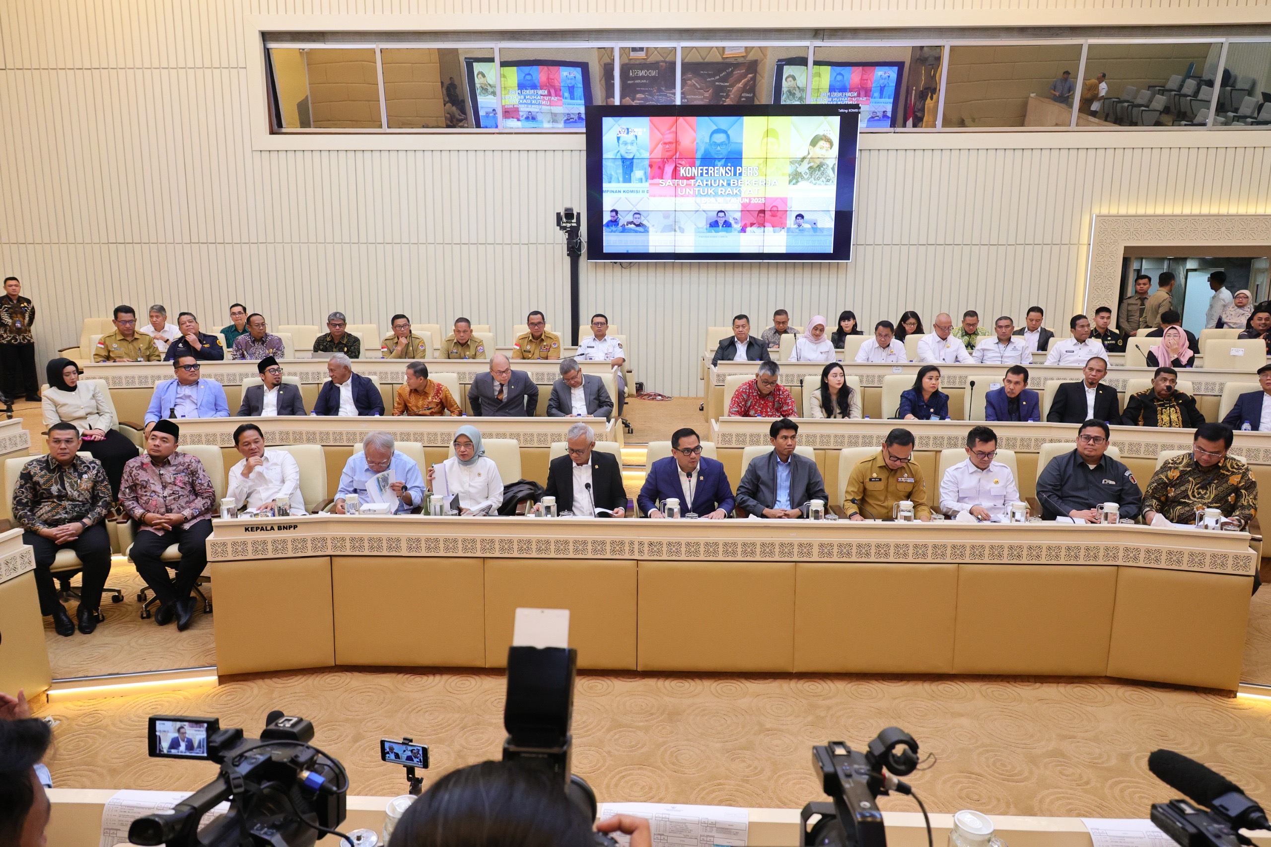 Komisi II DPR RI Apresiasi Digitalisasi Pengaduan Pertanahan Kementerian.