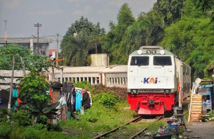 Animo Libur Nataru, Okupansi Penumpang KA Kahuripan Jurusan Blitar-Bandung Tembus 147 Persen