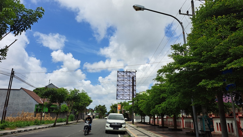 MASIH ADA YANG GELAP: Program terang benderang Pemkab Blitar belum sepenuhnya optimal terealisasi.