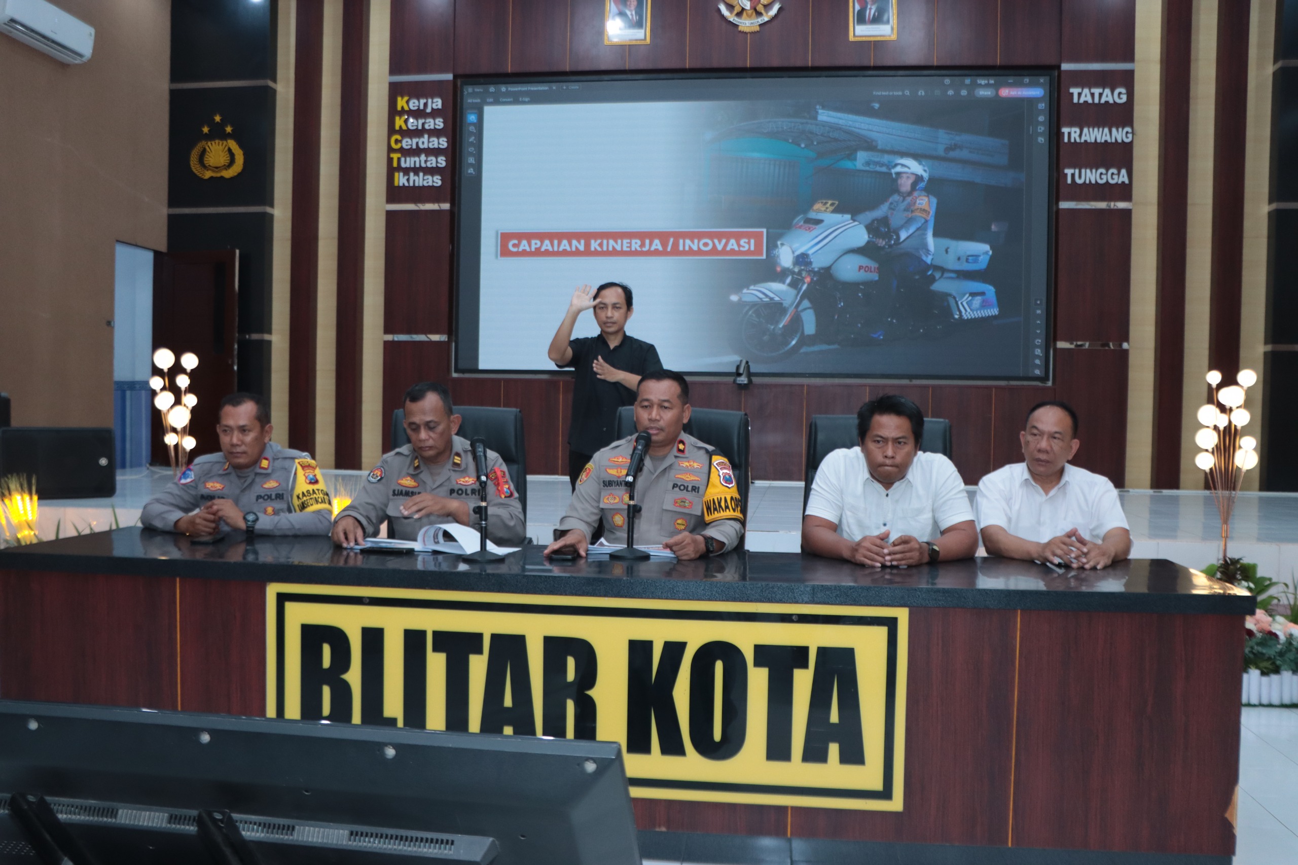 UNGKAP KASUS: Polisi membeberkan hasil kinerja penegakan hukum sepanjang 2025.