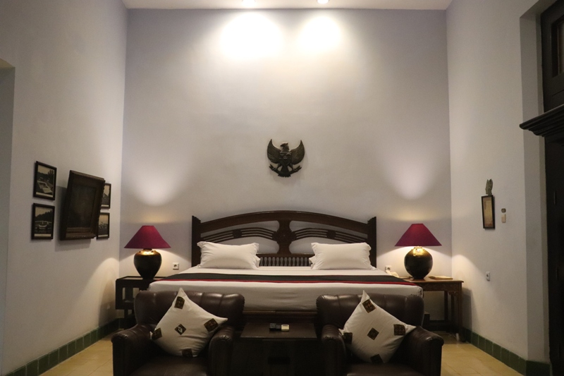 Kamar tidur Presiden Suite yang pernah ditinggali oleh Presiden RI Pertama, Soekarno.