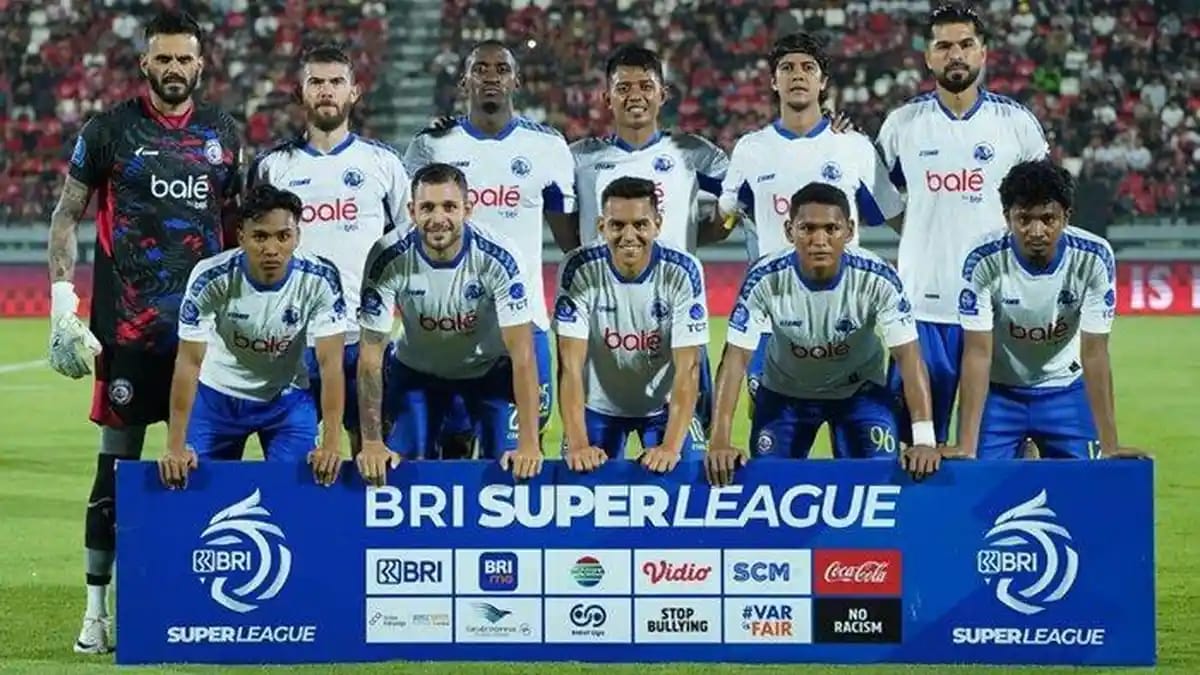Arema FC panaskan bursa transfer. Gustavo Franca dan Gabriel Silva resmi gabung, Gustavo Almeida, Rio Matsumura hingga Septian David dirumorkan.