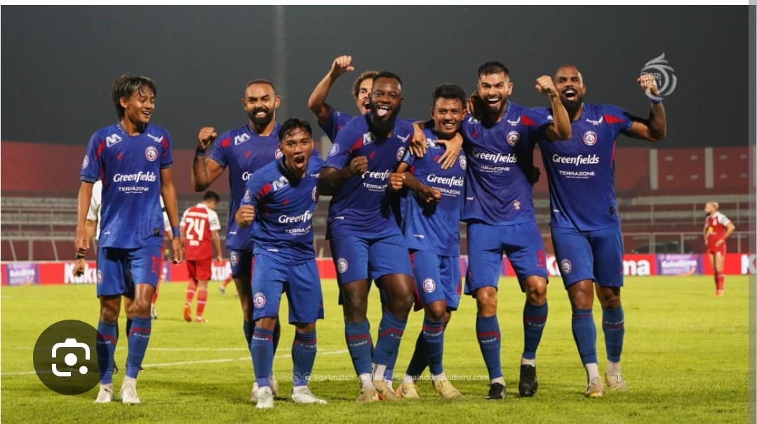 Rumor transfer Arema FC terbaru memanas. Tiga pemain grade A disebut masuk radar Singo Edan jelang bursa transfer Super League 2025/2026