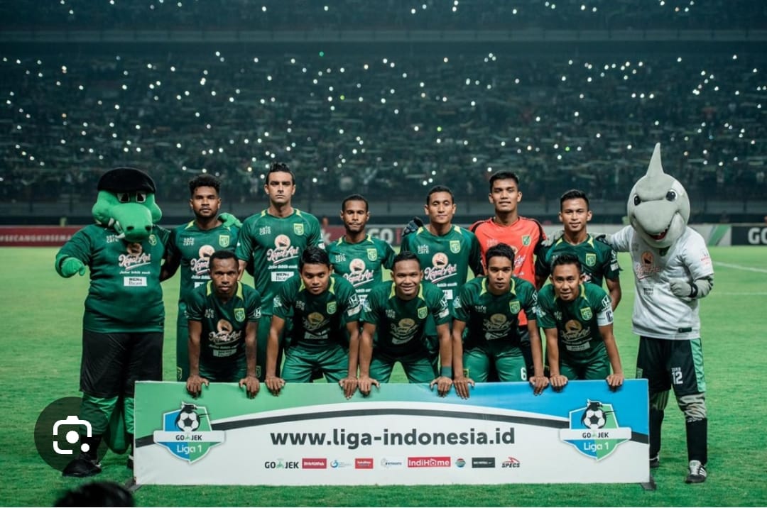 Pemain asing Persebaya Surabaya 2025-2026 update putaran kedua. Siapa bertahan, dilepas, dan wajah baru Bajul Ijo.