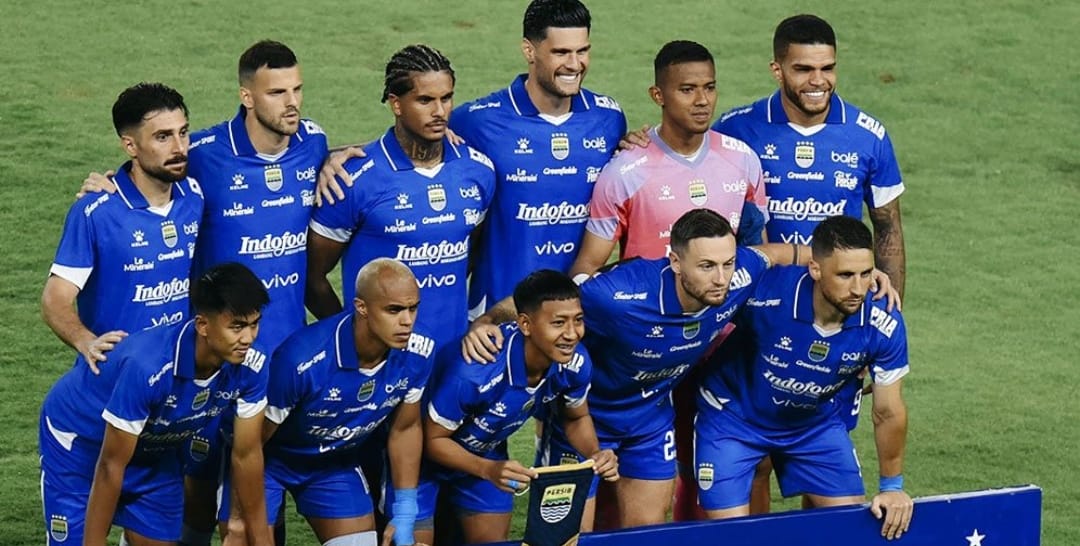 Transfer Persib Bandung putaran kedua BRI Super League memanas: Joy Peluessi sepakat, Martin Paes dipinjam, bek Ajax berpeluang datang