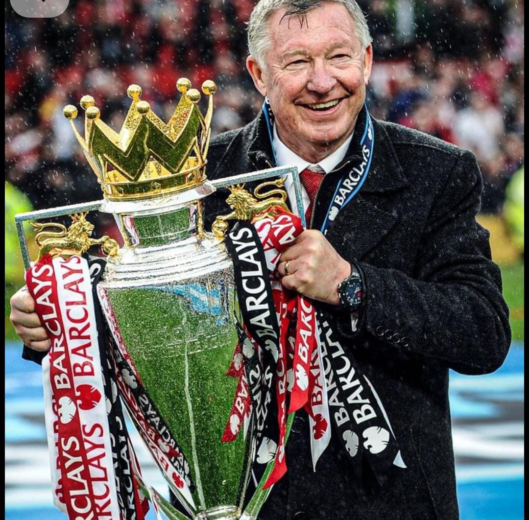 Kisah Sir Alex Ferguson Manchester United: konflik besar, transfer yang disesali, dan empat pemain paling istimewa di Old Trafford.