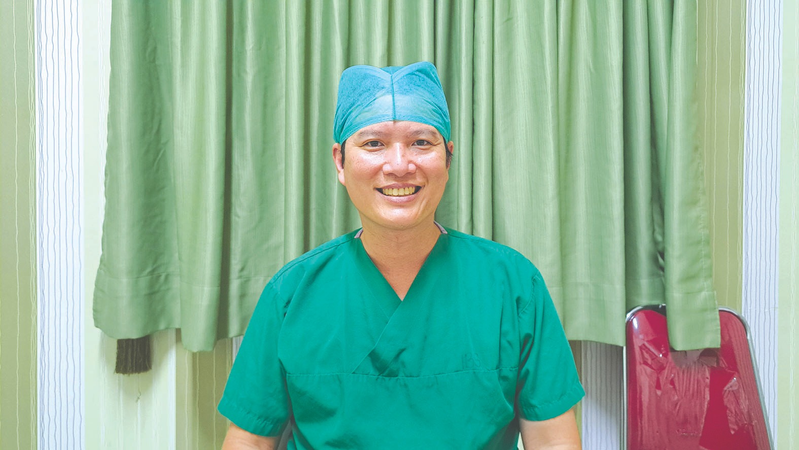 dr Bintoro Hartanto S.H, Sp.B, SubSp.Onk.(K) Dokter Bedah Onkologi RSUD Ngudi Waluyo Wlingi