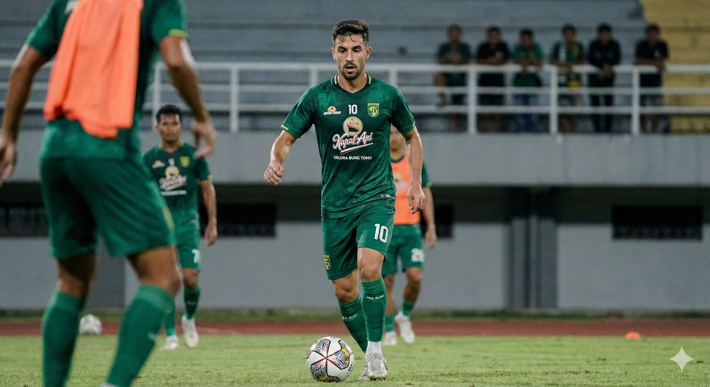 Resmi! Pedro Matos Persebaya jadi rekrutan anyar Bajul Ijo gantikan Dejan Tumbas. Simak statistik dan analisis gaya main sang playmaker 