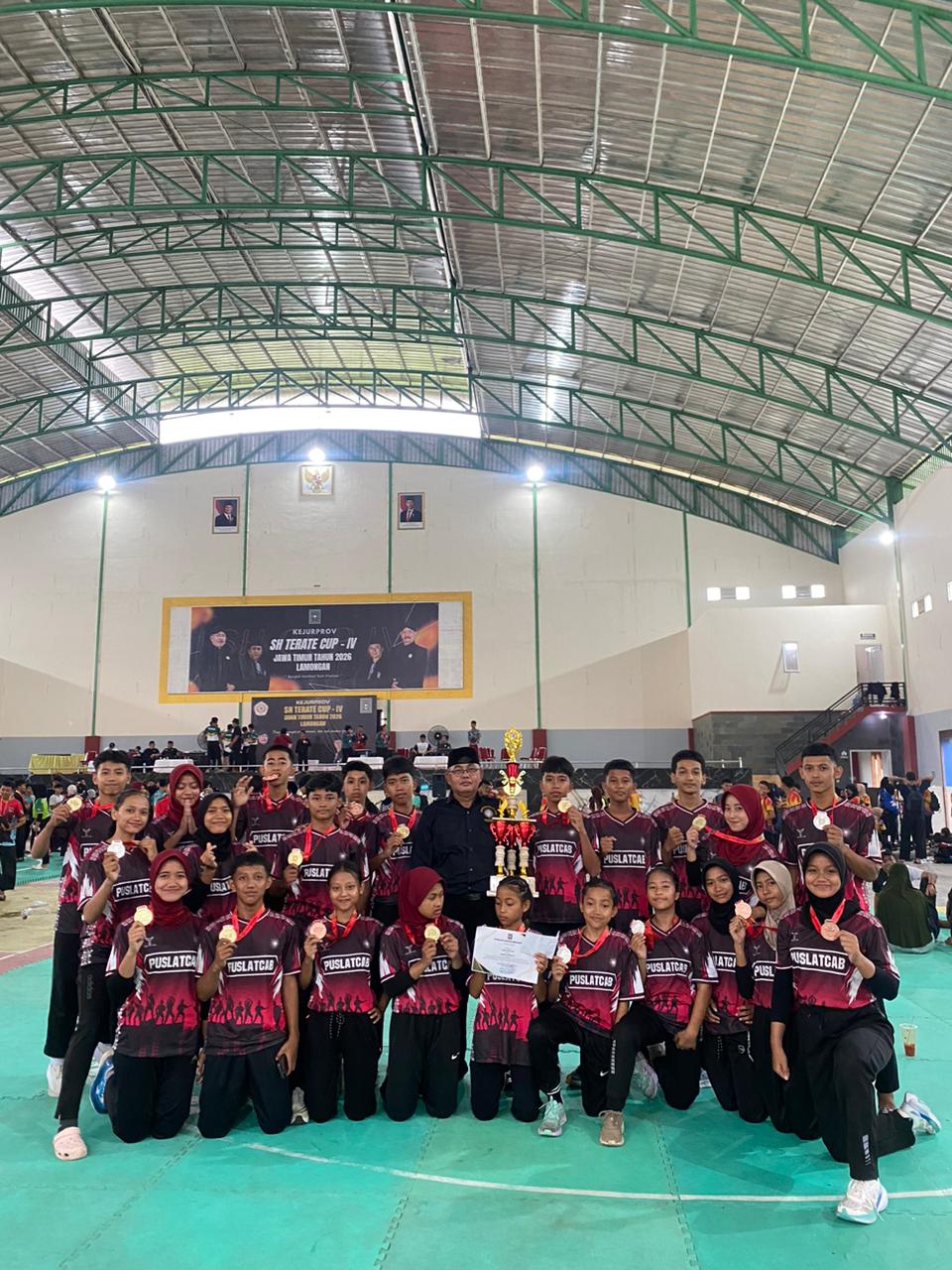 MEMBANGGAKAN: Kontingan PSHT Cabang Kota Blitar torehkan prestasi membanggakan pada ajang Kejurprov SH Terate Cup IV Jawa Timur 2026.