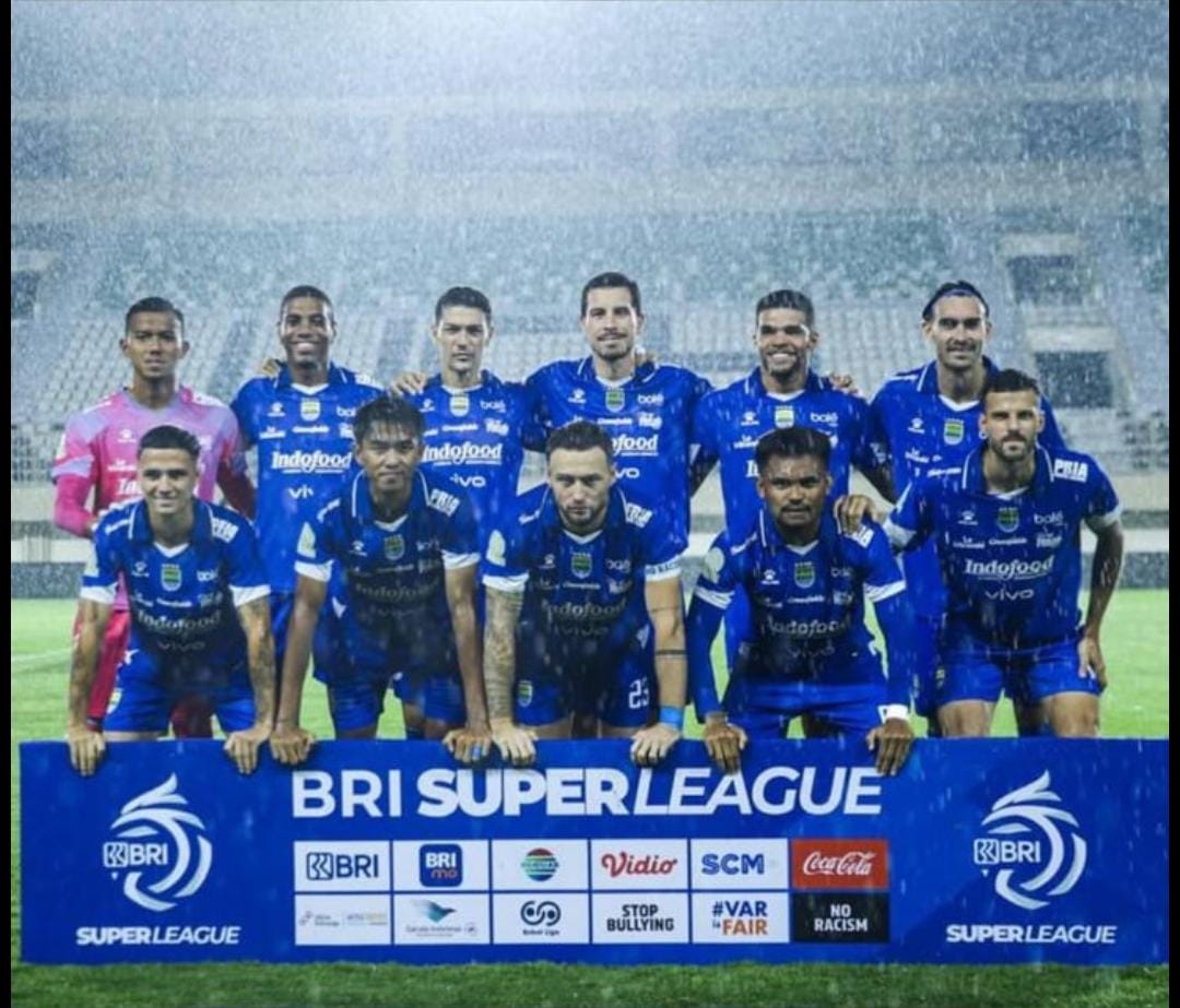 Persib Bandung vs Malut United memanas, Kurzawa dapat instruksi khusus dan Beckham Putra tebar ancaman di BRI Super League 2025-2026.