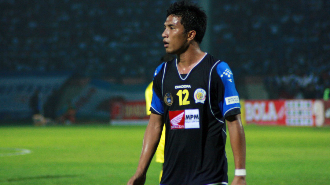 Legenda Arema FC kembali ke Malang dan bongkar kunci kebangkitan Singo Edan: Armania harus satu hati!