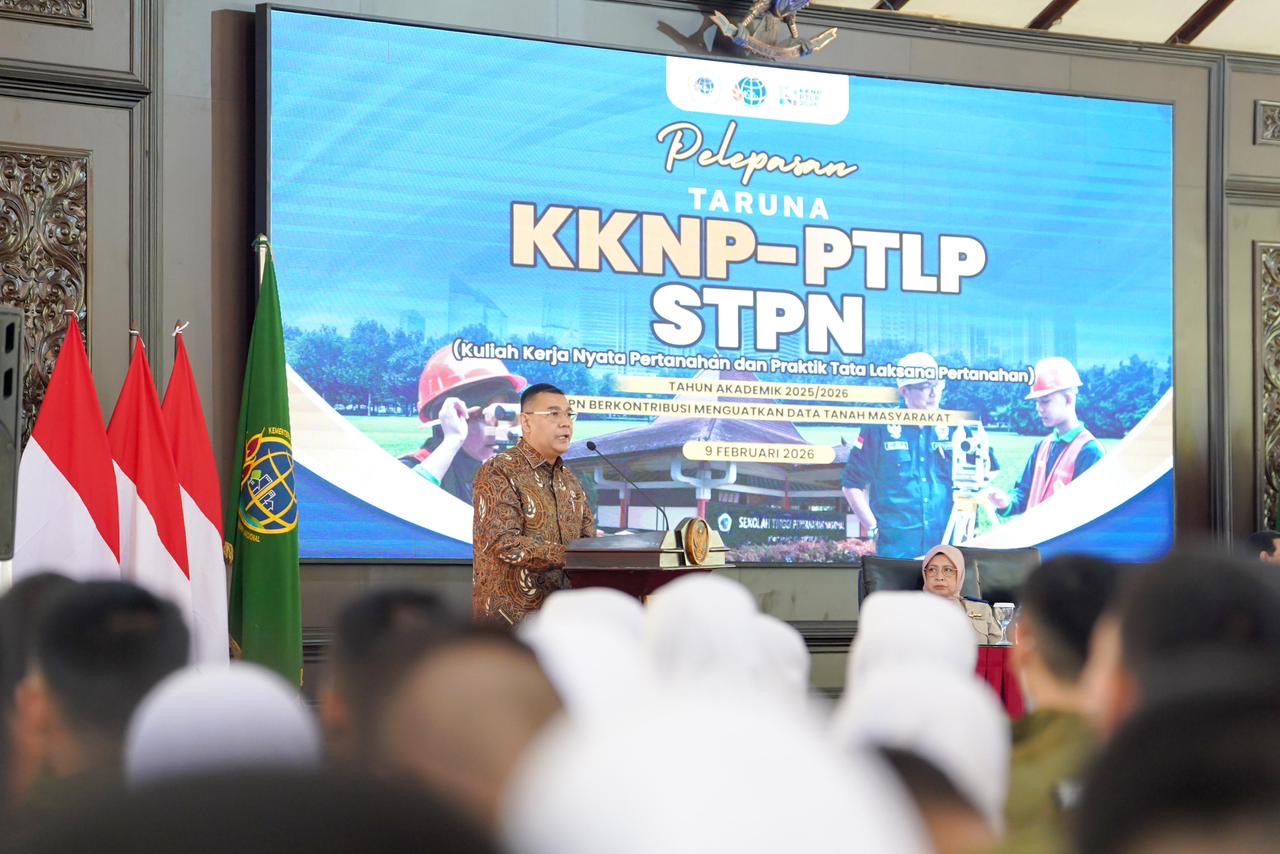 30 Taruna STPN misi khusus restorasi 3.920 boks arsip pertanahan Aceh pasca banjir. Cek juga update BPNT Tahap 1 cair Rp600 ribu dan info TASPEN di sini.v