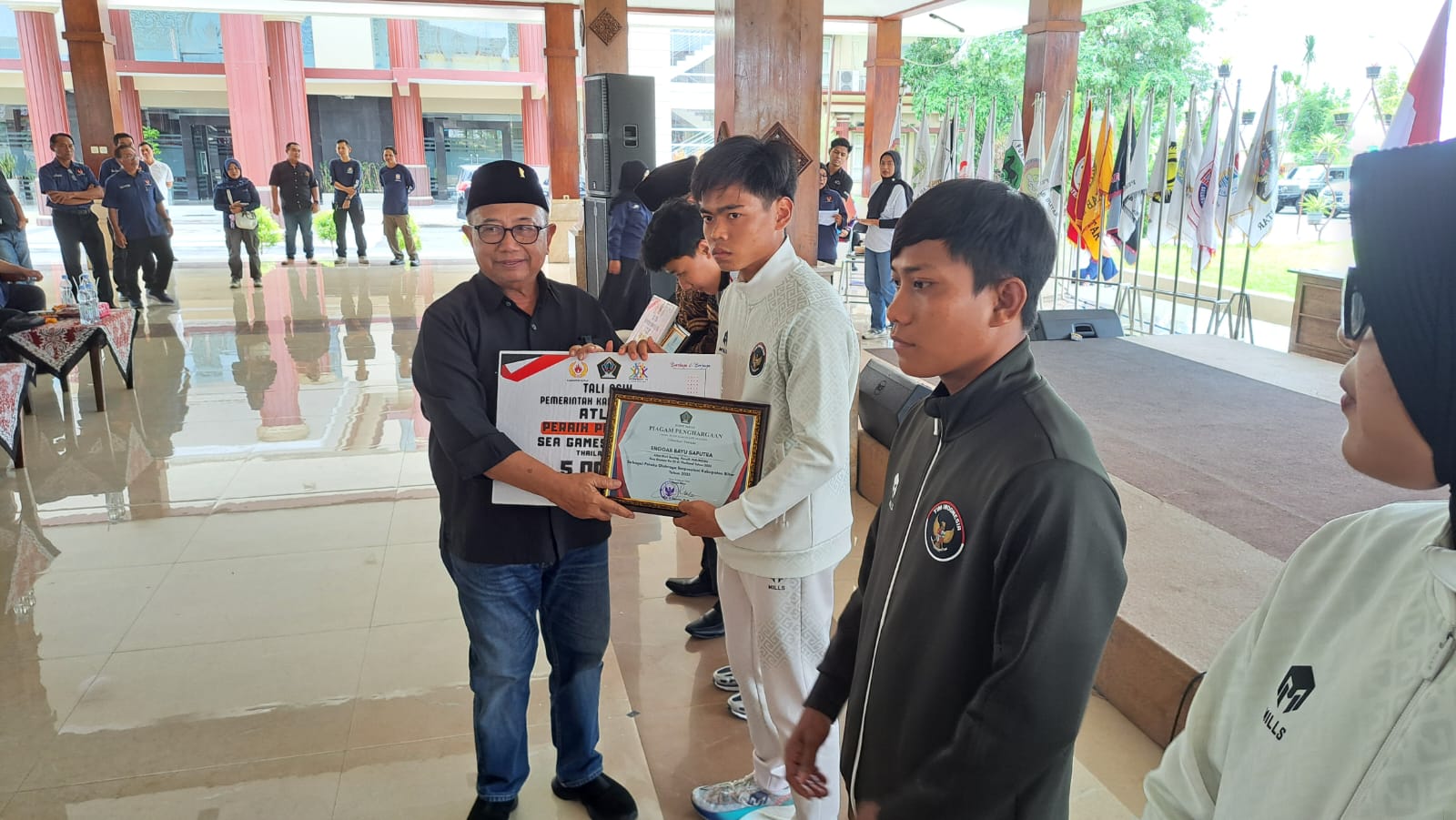 CAIR: Pemkab Blitar cairkan bonus atlet pretasi di Porprov Jatim 2025.