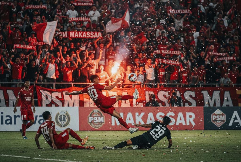 Drama VAR Liga 1 Bikin Tegang! Gol Tipis, Cek Offside Berulang hingga Teriakan Wasit Warnai Laga Panas