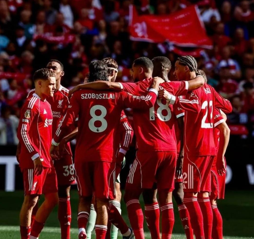 Arne Slot terancam dipecat Liverpool usai performa menurun. Rumor transfer Mohamed Salah hingga masa depan skuad makin memanas.