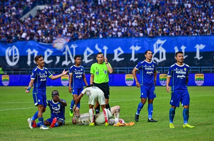 Transfer resmi Persib putaran kedua resmi diumumkan. Eks PSG hingga striker Spanyol gabung Maung Bandung.