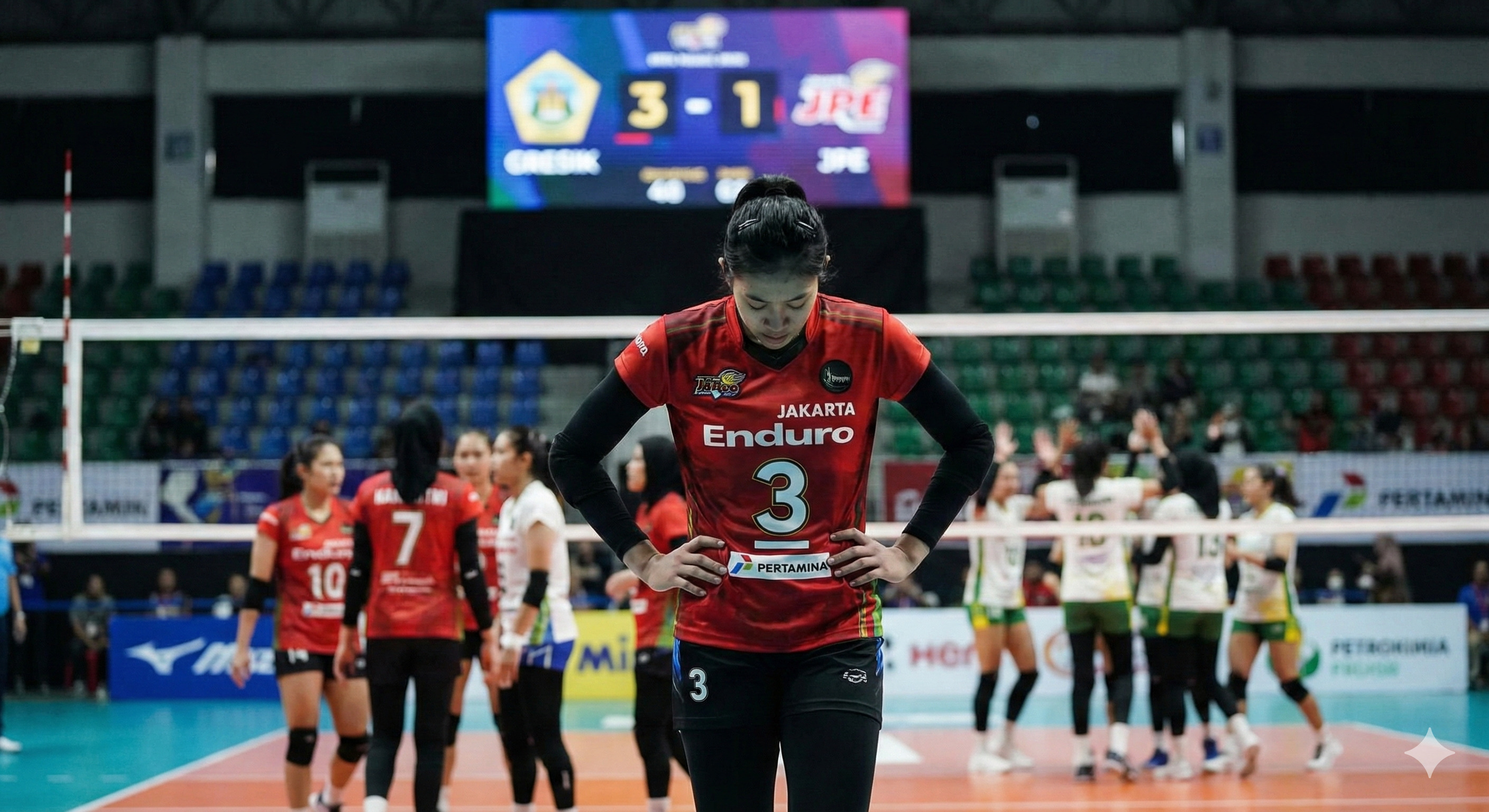 Pelatih JPE bongkar 3 penyebab Megawati Hangestri CS kalah telak dari Gresik Petrokimia di Proliga 2026. Masalah receive hingga badai cedera