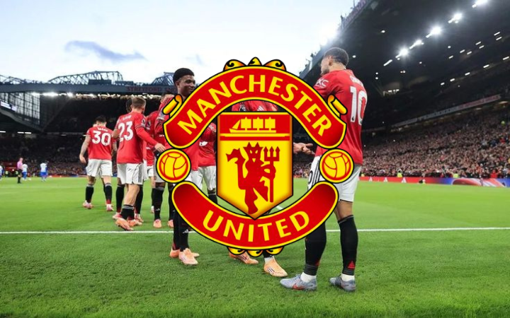Manchester United punya sejarah panjang dari klub kereta api hingga raksasa Inggris. Simak kisah lengkap perjalanan Setan Merah di sini.