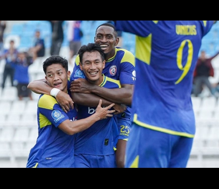 Hansamu Yama Bersinar di Arema FC, Persija Menyesal Lepas Bek Tangguh yang Kini Jadi Jenderal Lini Belakang