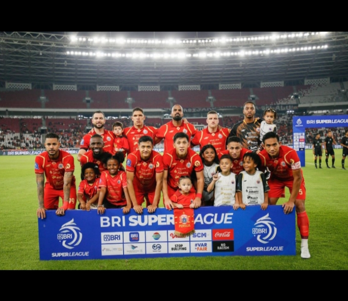 Sain Patinama Tak Anggap Doni Tri Musuh, Persaingan Persija Memanas! Debut Mauro Zelstra Ungkap Kerasnya Liga Indonesia