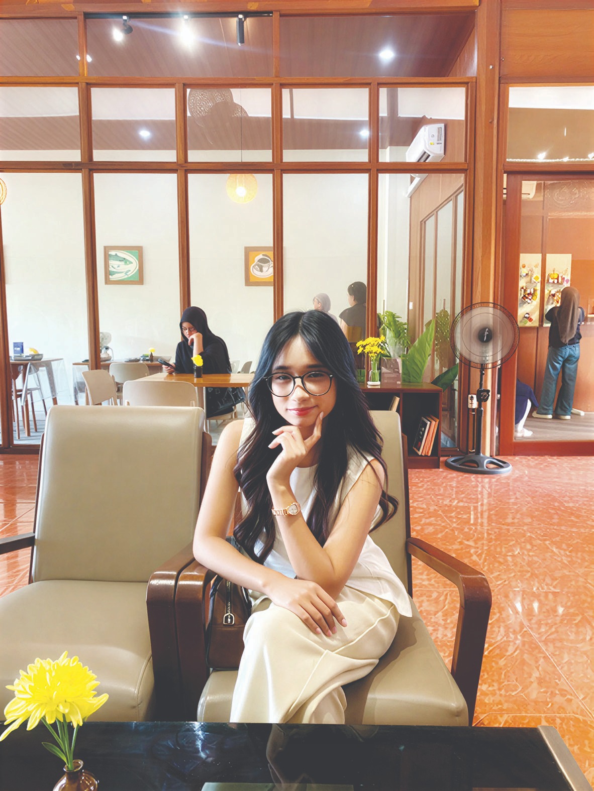 Bagi Gen Z, buka bersama (bukber) telah bertransformasi menjadi social experience yang personal. Publik figur Putri Velis menyebut momen ini sebagai ajang reconnect