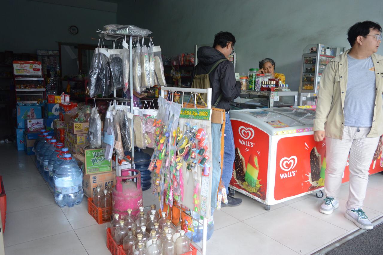 LANGKA: Salah satu pangkalan gas melon di Kota Blitar.