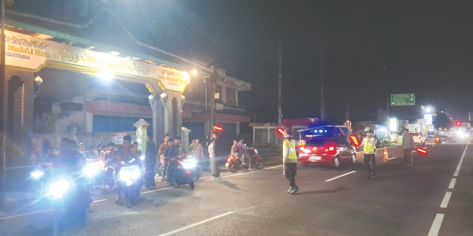 Awasi Ronda Sahur Pakai Sound System Polisi Rutin Patroli Malam selama Ramadan 