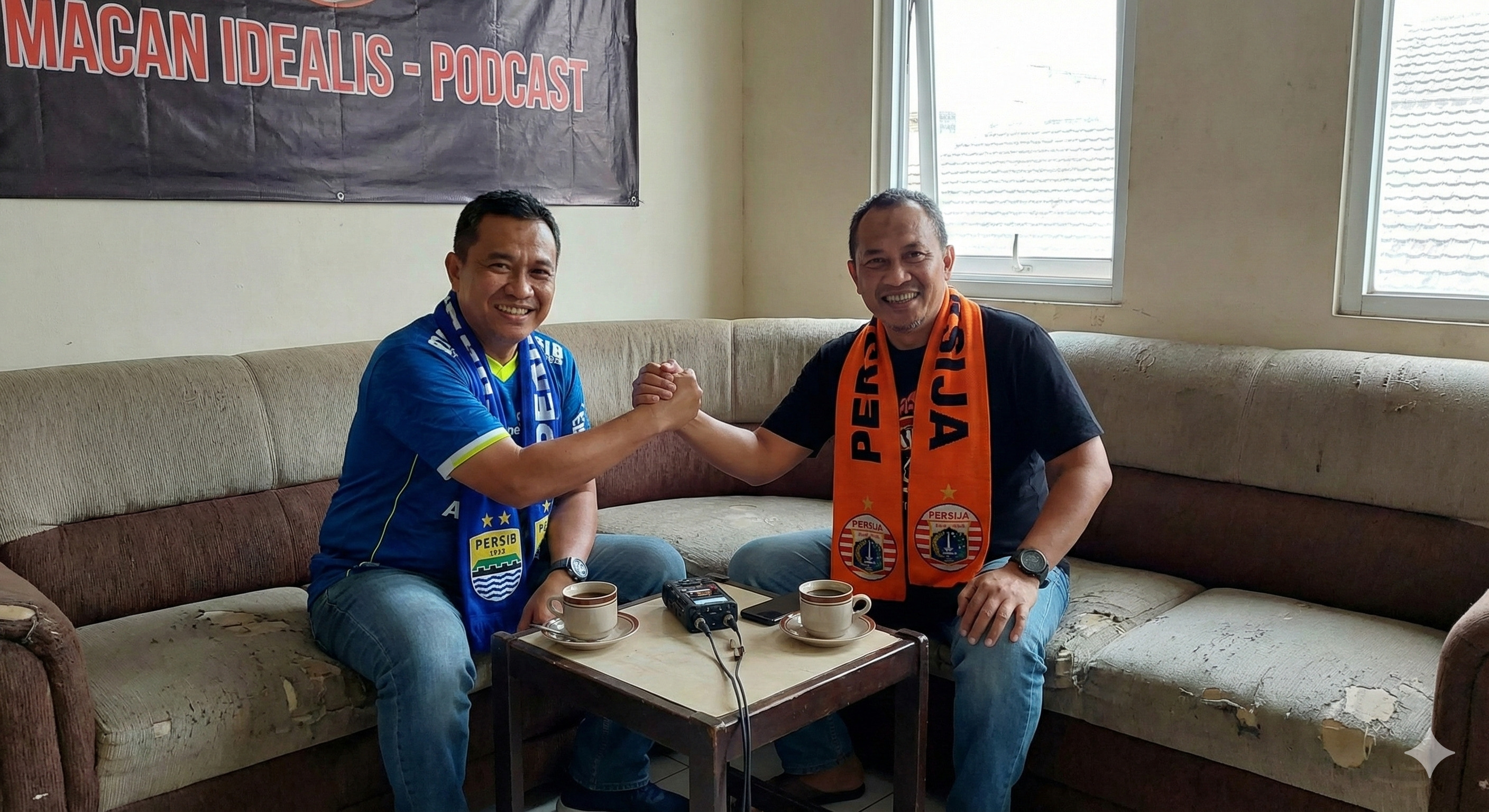 Terbongkar! Kisah awal mula sejarah rivalitas Persib dan Persija di Stadion Siliwangi era 90-an yang berujung dendam. Simak pengakuan tokoh 