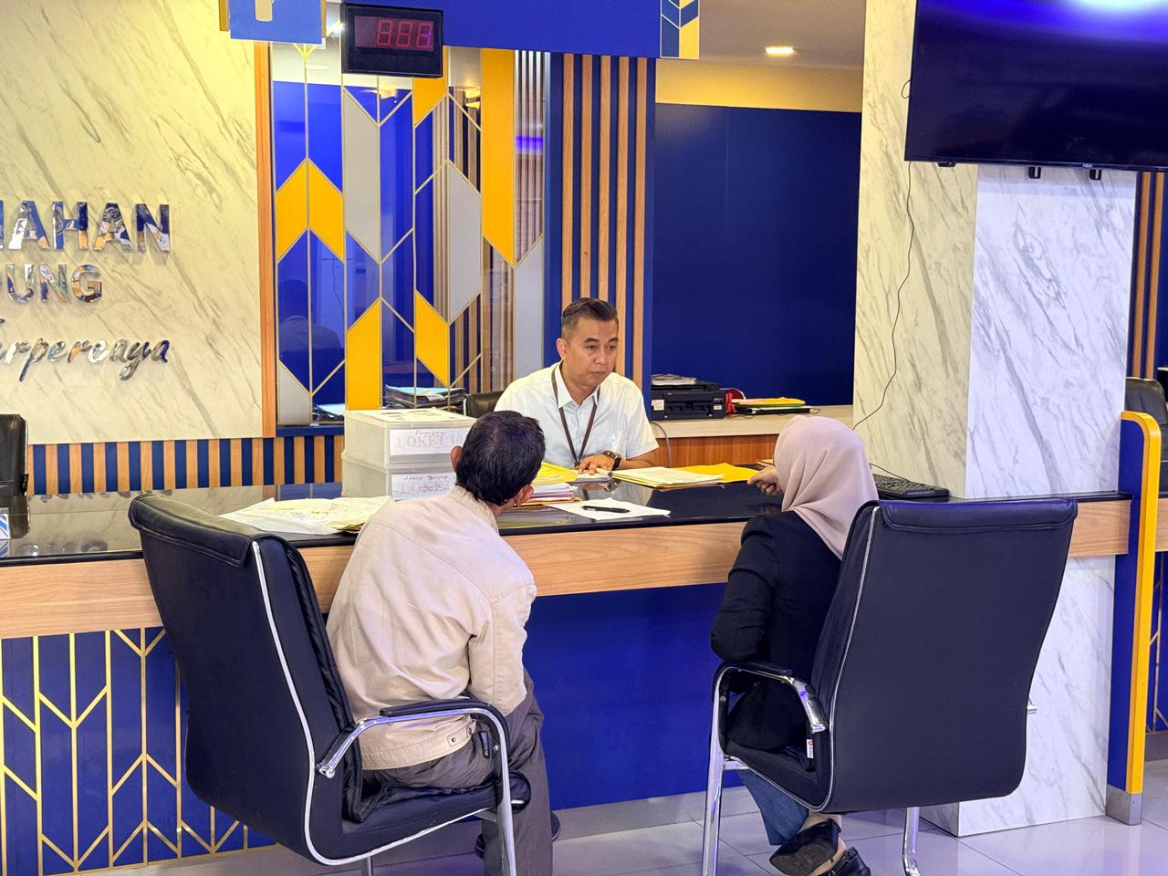 PELATARAN ATR/BPN Jadi Andalan, Warga Manfaatkan Layanan Pertanahan di Hari Libur