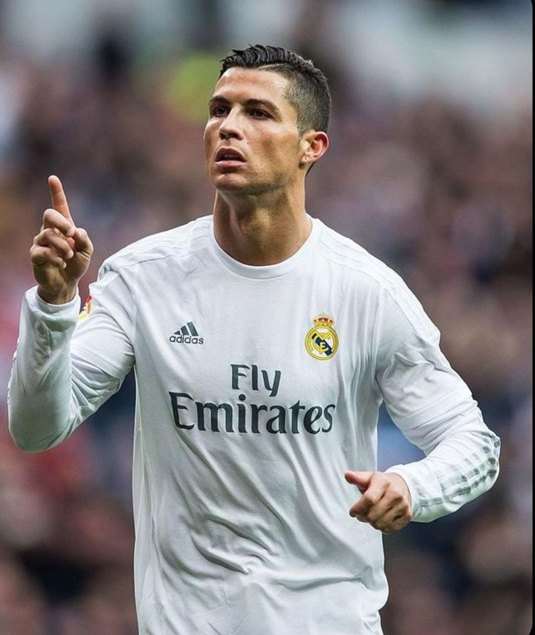 Cristiano Ronaldo hengkang dari Al Nassr? Konflik dengan PIF dan klausul Rp986 miliar bikin Liga Saudi memanas.