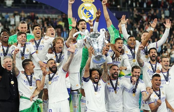PSG Juara Liga Champions 2024-2025 usai hancurkan Inter 5-0. Era baru format 36 tim resmi dimulai!