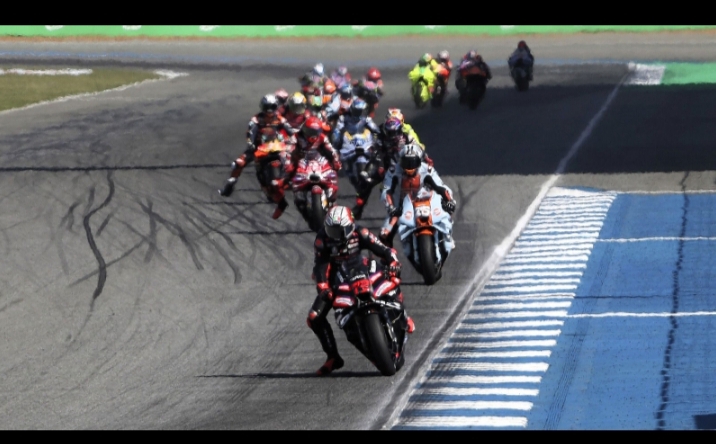 Hasil MotoGP Thailand 2026: Aprilia Dominan, Marc Marquez Gagal Finis Akibat Ban Pecah dan Penalti Kontroversial!