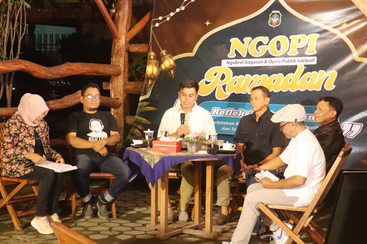 Ngobrol Gagasan bareng Mas Wali di Monumen PETA bahas refleksi satu tahun kepemimpinan Wali Kota Blitar,Syauqul Muhibbin 