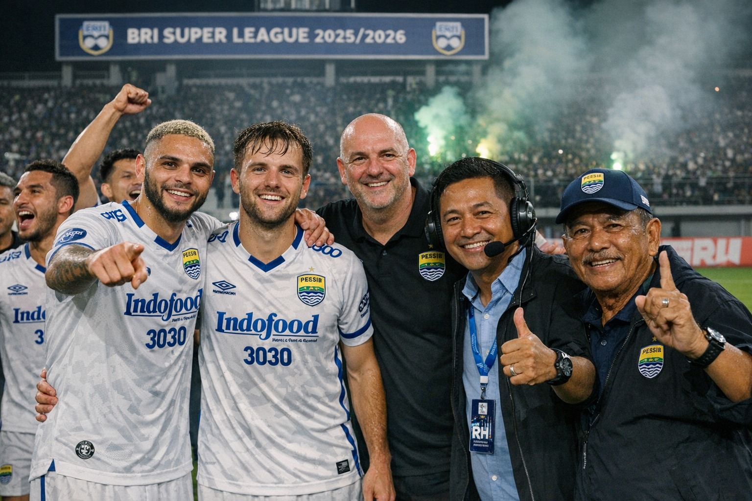 Hasil Persebaya vs Persib Bandung: Maung Bandung tetap kokoh di puncak klasemen. Simak analisis Bung Binder, info comeback Tom Haye, dan dampak Layvin Kurzawa di sini!