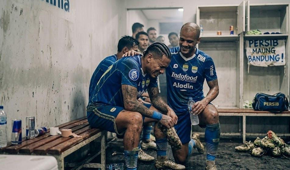 Persib Bandung Panaskan Persaingan Liga! Federico Barba Ungkap Sensasi Latihan Ramadan, Ambisi Hattrick Juara hingga Kabar Cedera Febri Haryadi