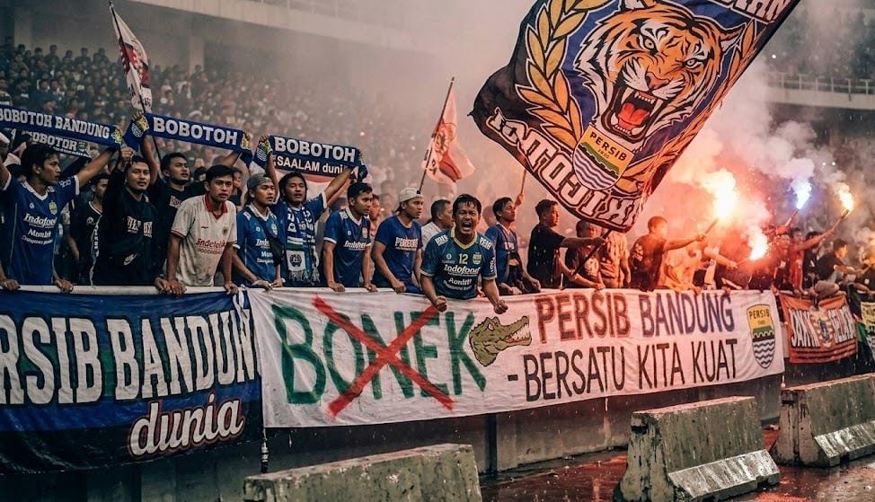Insiden Bonek Mania vs Viking Persib Memanas! VPC Kecam Kekerasan, Persebaya Terancam Sanksi Berat hingga Diskualifikasi Liga