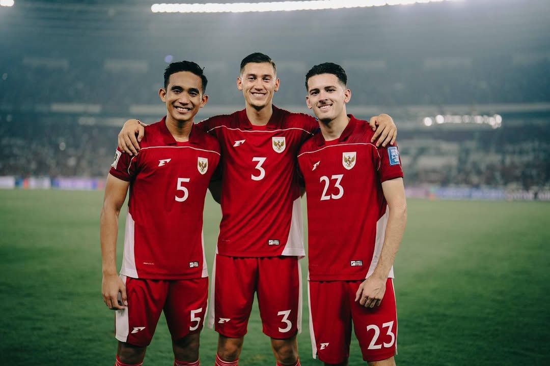 Elkan Baggott dipastikan kembali ke Timnas Indonesia untuk FIFA Series 2026. Bek Ipswich Town itu disambut antusias oleh fans Garuda.