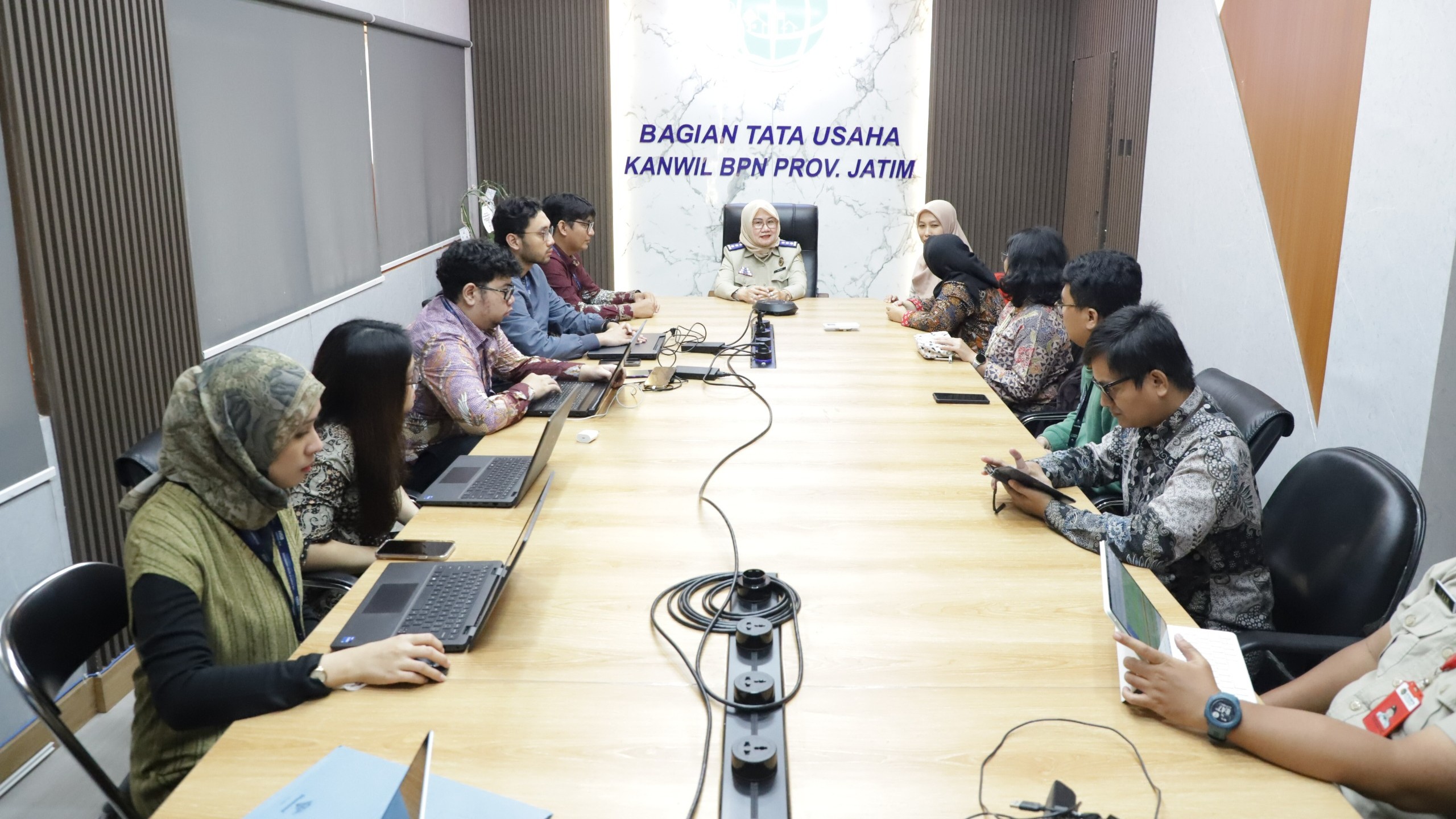 Perkuat Layanan Pertanahan Berbasis Risiko, Kanwil BPN Jatim Terima Kunjungan Tim Reengineering dari Pusat