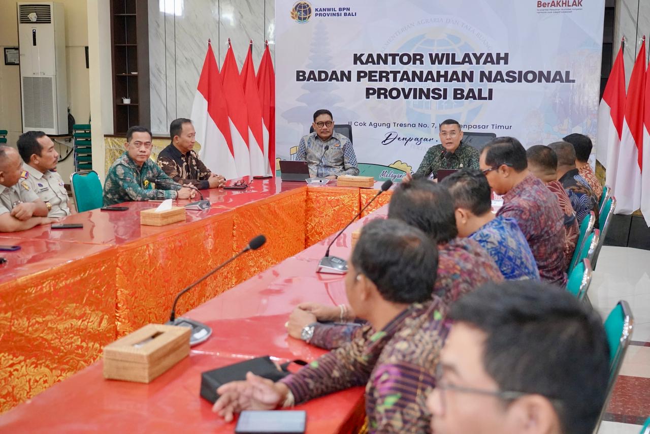 Wamen ATR/BPN Ossy Dermawan Apresiasi Kinerja BPN Bali, Tekankan Peningkatan Kualitas Data Pertanahan