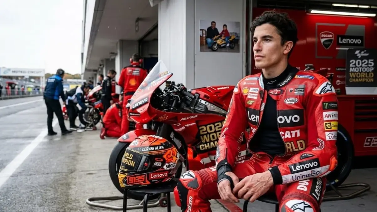 Kisah Marc Marquez dari kota kecil Cervera hingga menjadi legenda MotoGP penuh gelar, cedera, dan kebangkitan luar biasa.