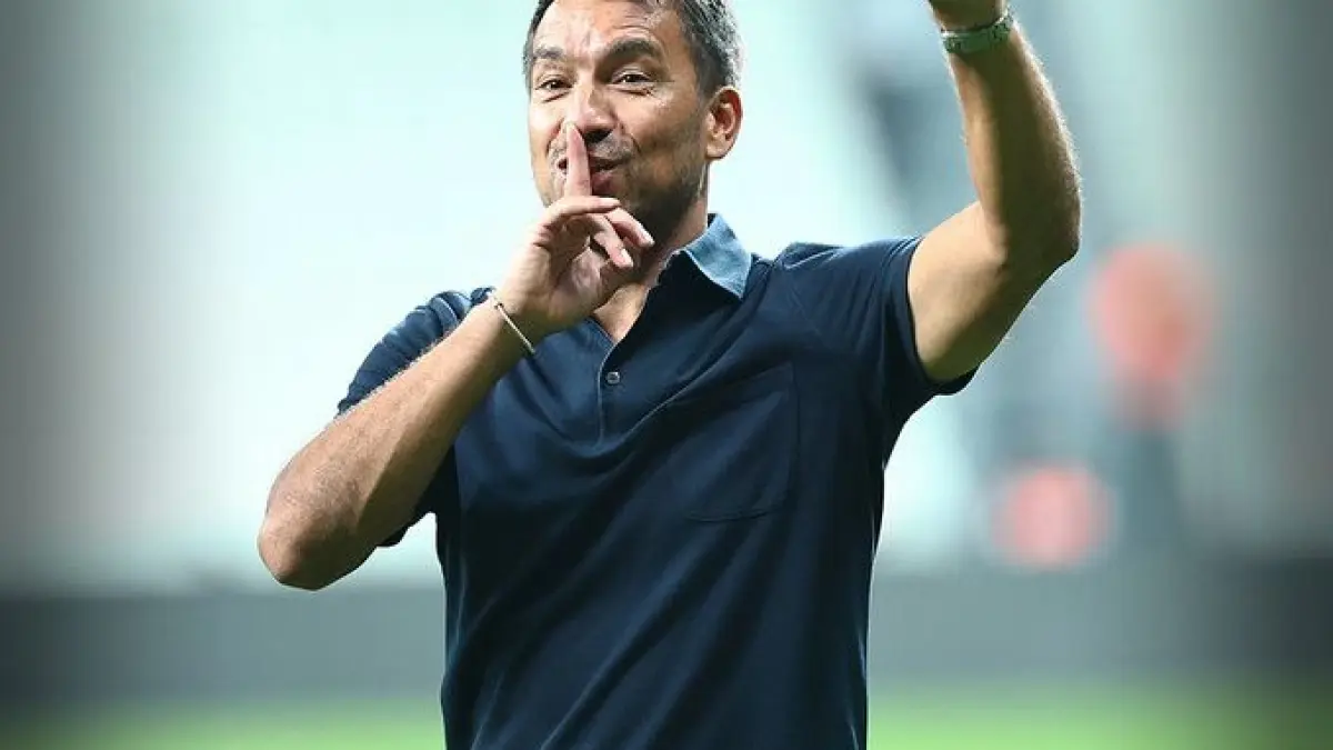 Marcos Santos Arema FC dikabarkan masuk radar Guarani Brasil. Negosiasi disebut sudah dimulai menurut laporan jurnalis Lucas Rosa