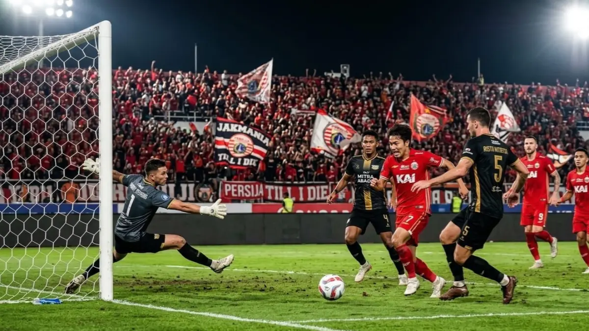 Prediksi Persija Jakarta vs Dewa United pekan 25 BRI Super League 2025-2026 lengkap dengan head to head dan line up ideal.