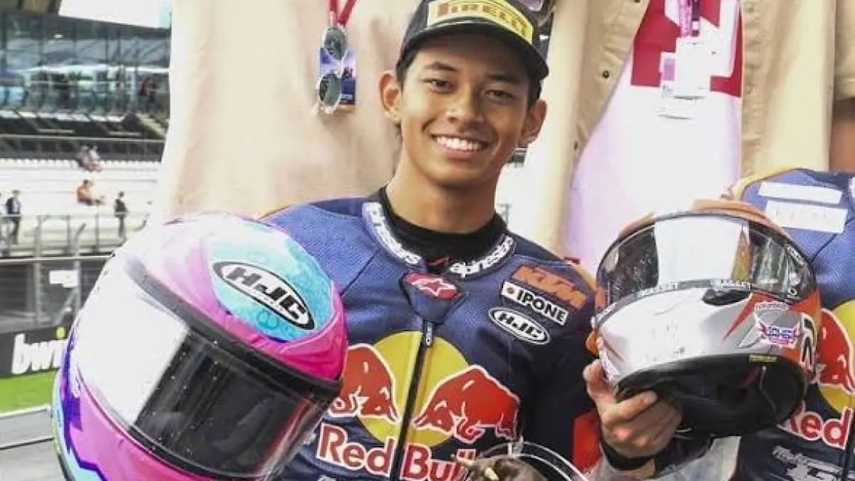 Veda Ega Pratama Bikin Geger di Buriram, Debut Moto3 Langsung Pecahkan Rekor dan Dilirik Honda HRC