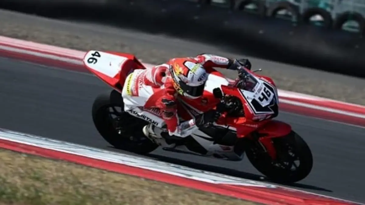 Hasil Moto3 GP Brasil 2026, Veda Ega Pratama podium 3 dan cetak sejarah. Pembalap Indonesia bersinar di kelas paling kompetitif!