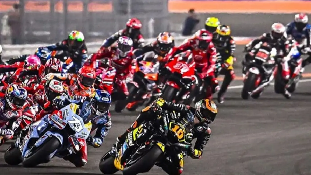 Jadwal MotoGP 2026 dan daftar rider resmi dirilis! Marc Marquez dan Bagnaia siap bersaing di musim penuh 22 seri.
