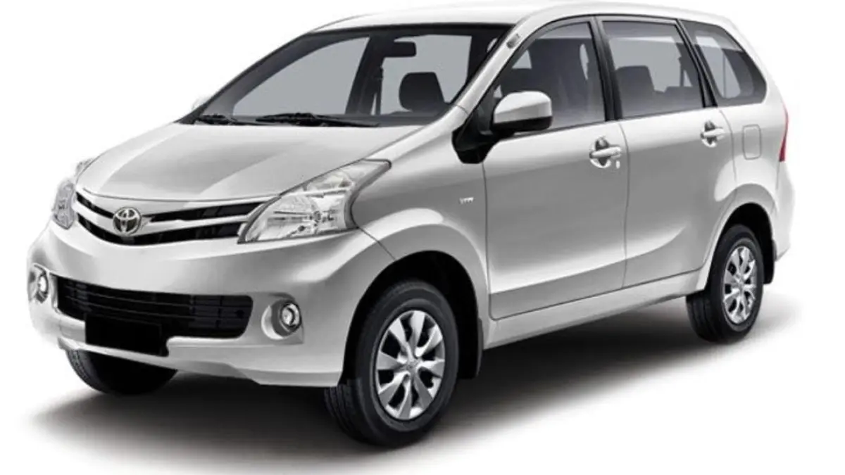 Rekomendasi mobil bekas Rp80 jutaan terbaik, irit dan bandel, cocok untuk pemula dari Xenia hingga Innova.