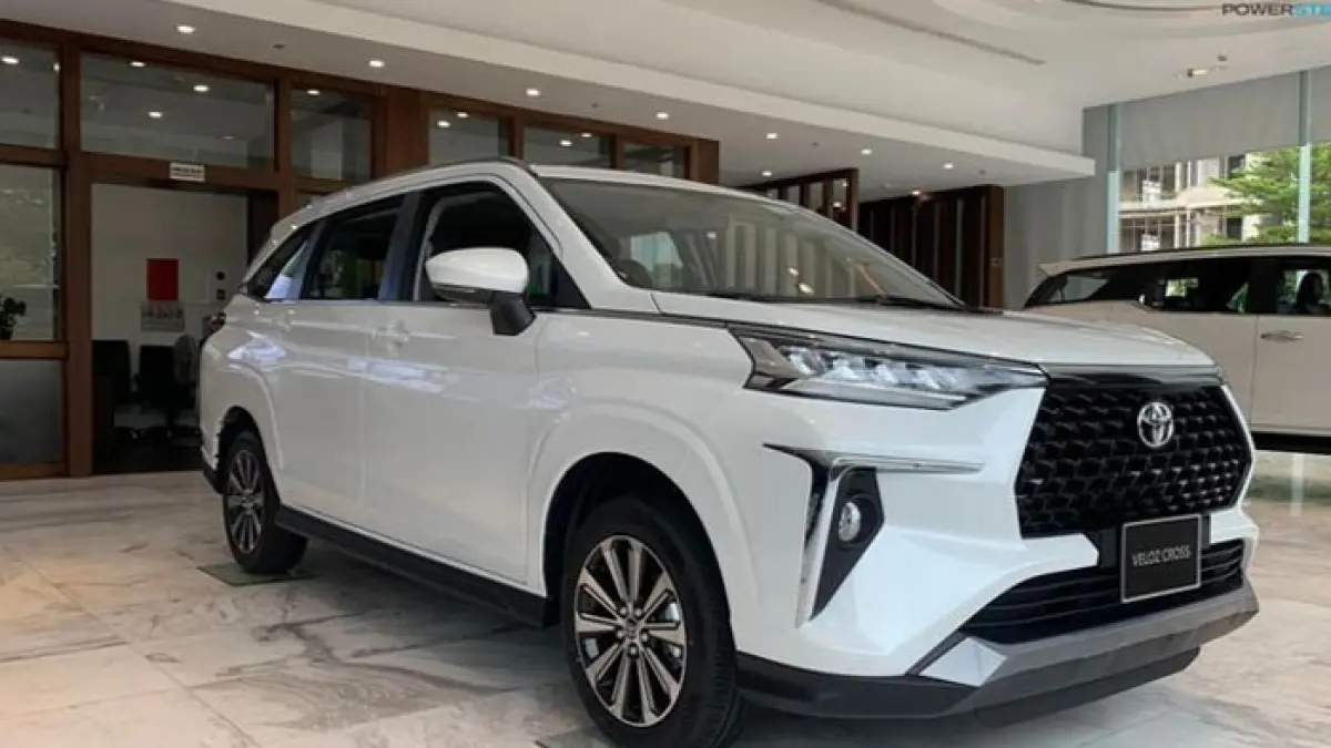 Bingung pilih mobil keluarga bekas? Ini perbandingan lengkap Avanza, Innova, Xpander hingga Panther sebelum mudik!